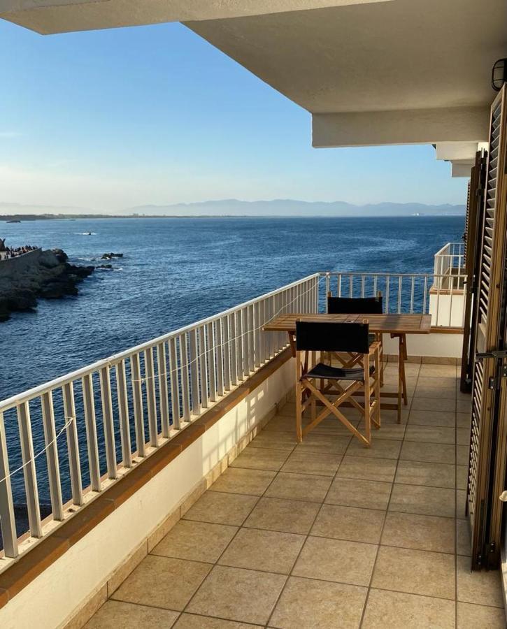 Port De'N Perris Apartment L' Escala Exterior foto
